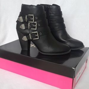 Charlotte Russe Ella black buckle bootie
